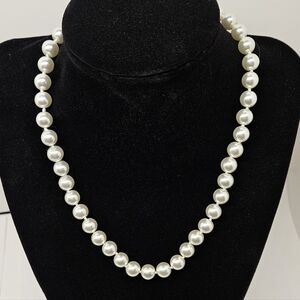 Joan Rivers Pearl Necklace 925 Sterling Silver White